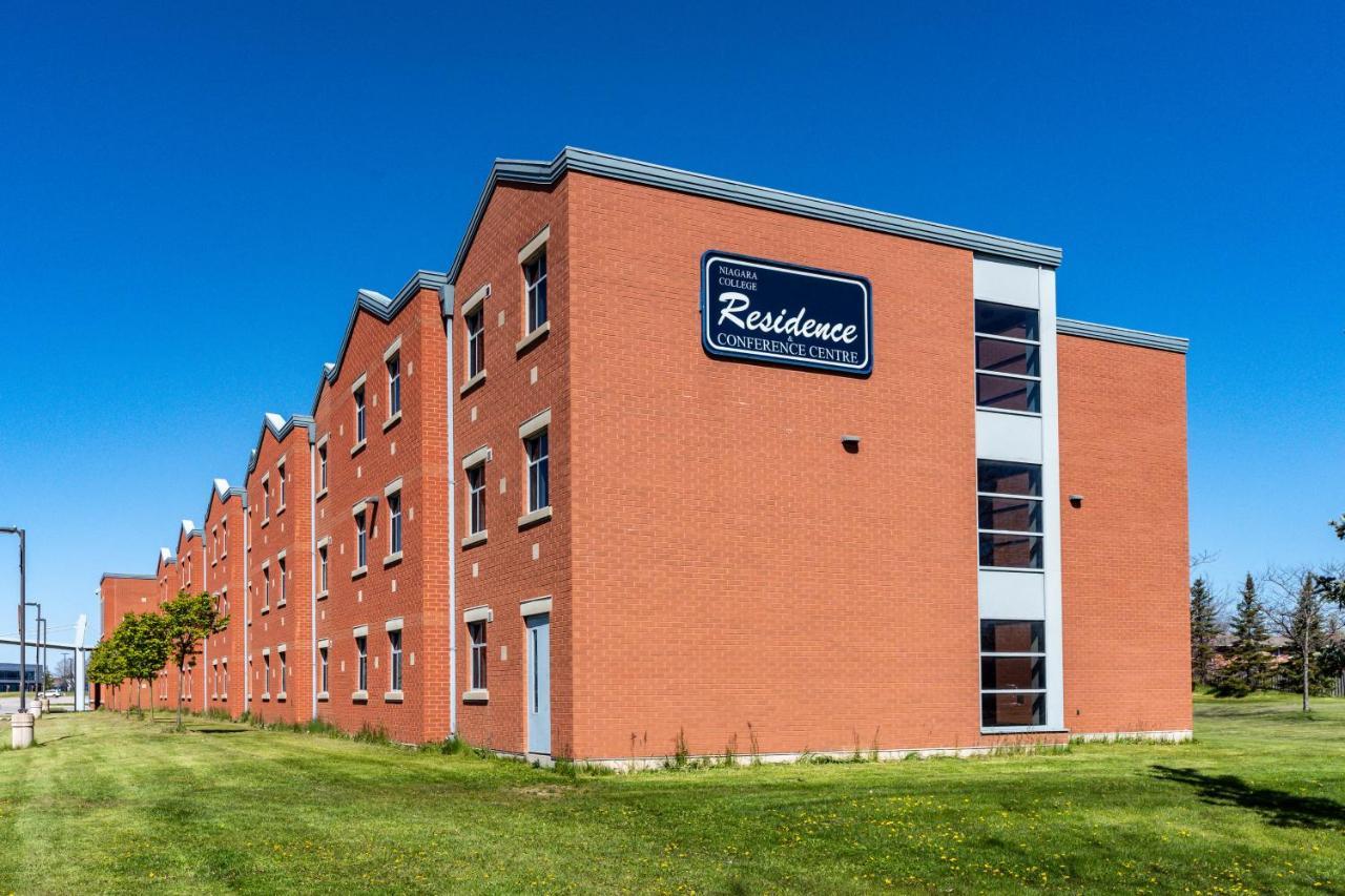 Residence & Conference Centre - Уеланд Екстериор снимка